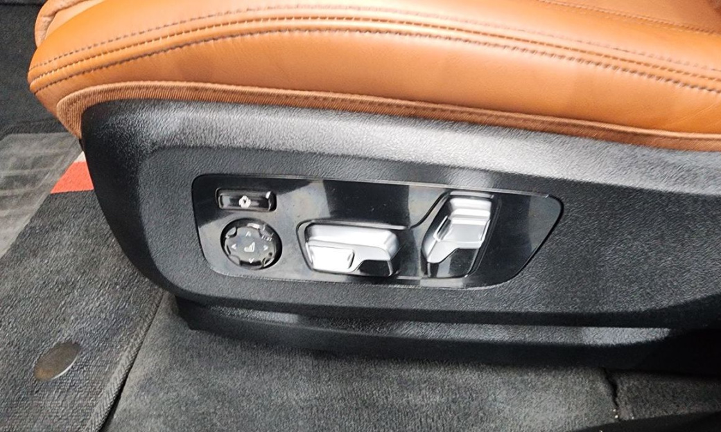 BMW X7 xDrive 40d M Sport 6STR, 2025