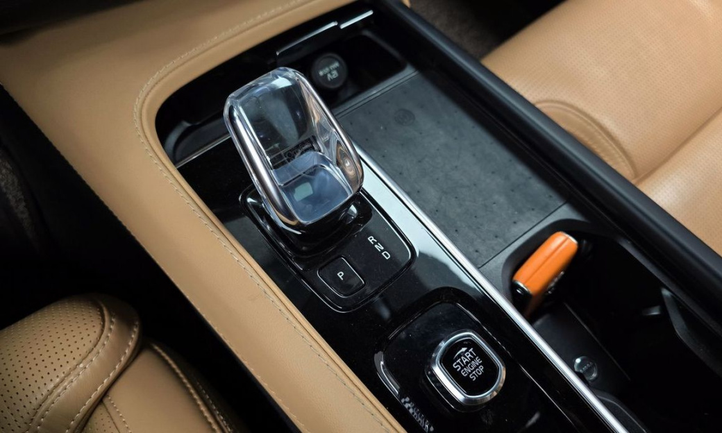 Volvo XC90 B6 Inscription, 2022
