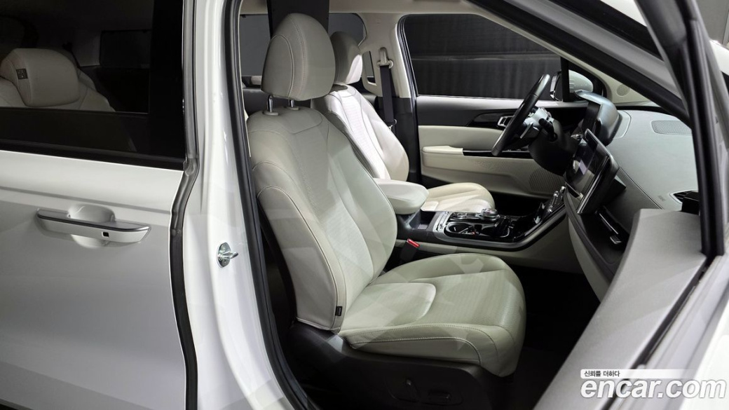 Kia Carnival 9-Seater Noblesse, 2022