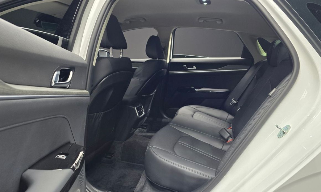 Kia K5 2.0, 2025