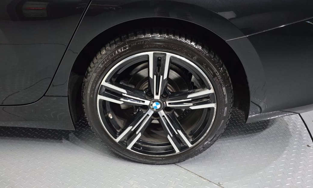 BMW 3-Series 320d Touring Luxury, 2022