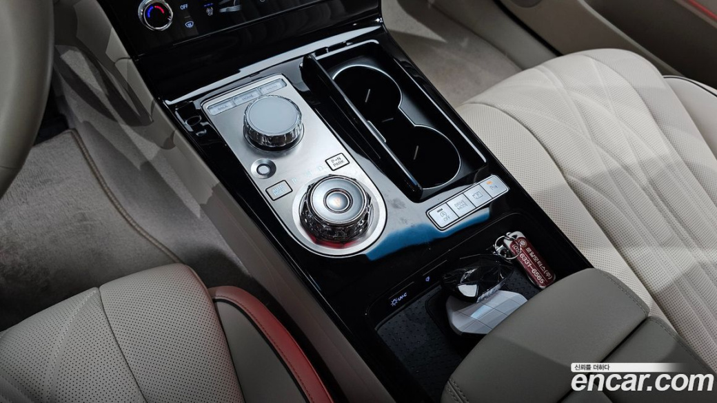 Genesis G80 Gasoline 2.5 Turbo AWD, 2025