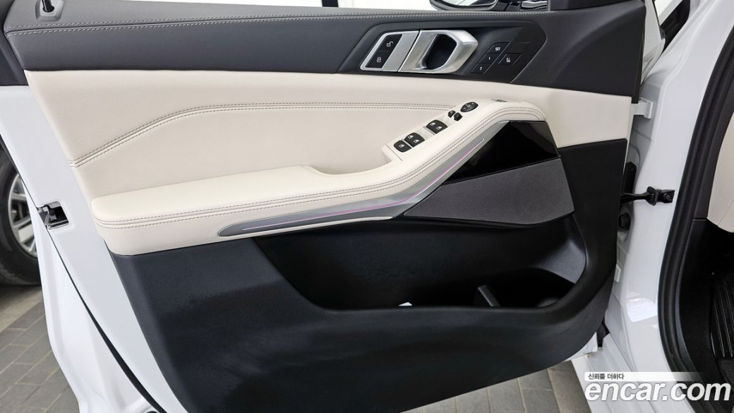 BMW X5 xDrive 40i M Sport, 2025