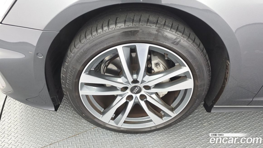 Audi A6 40 TDI Premium, 2022
