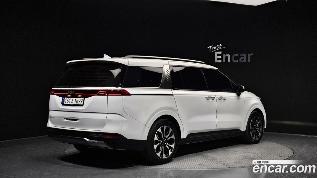 Kia Carnival 9-Seater Noblesse, 2023