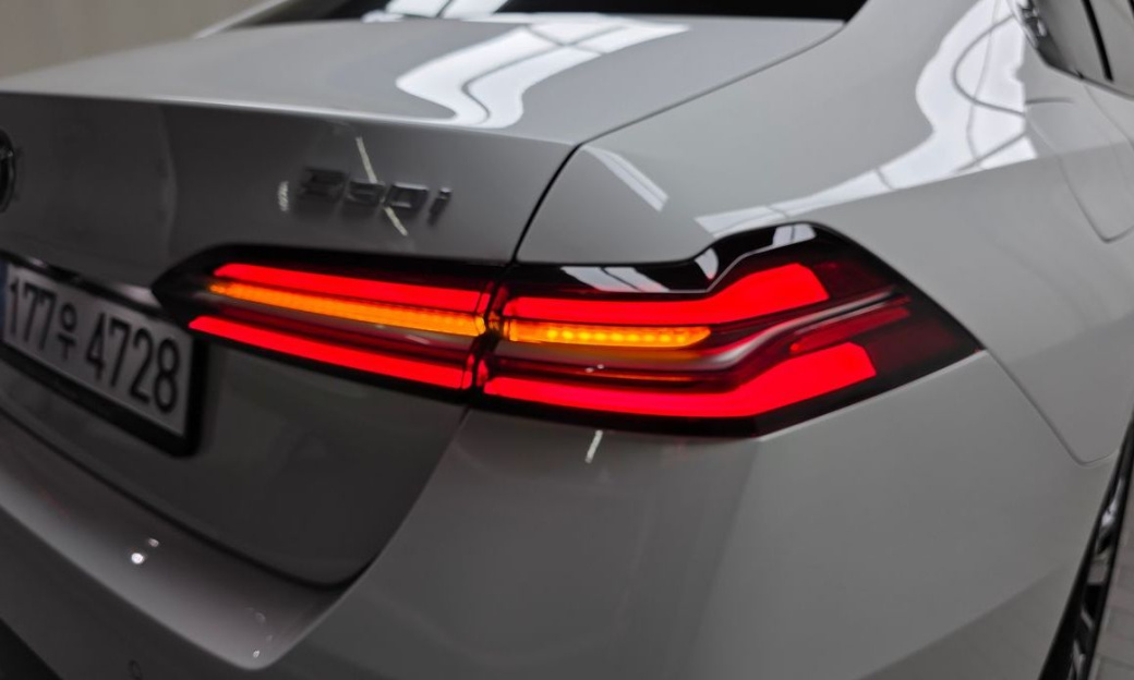 BMW 5-Series 530i xDrive M Sport, 2025