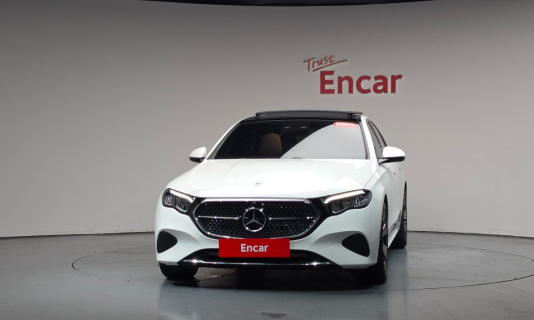 Mercedes-Benz E-Class E200 Avantgarde, 2024
