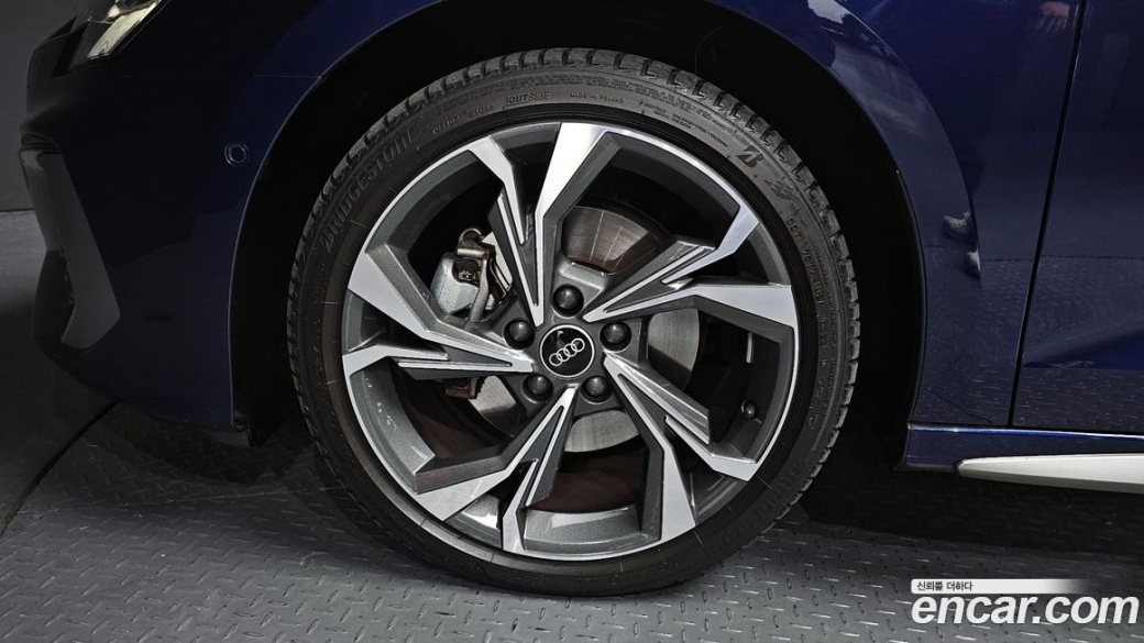 Audi A3 40 TFSI Premium, 2023