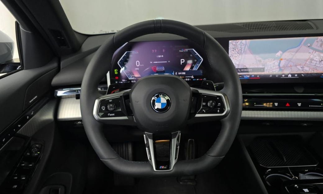 BMW 5-Series 520i M Sport, 2026