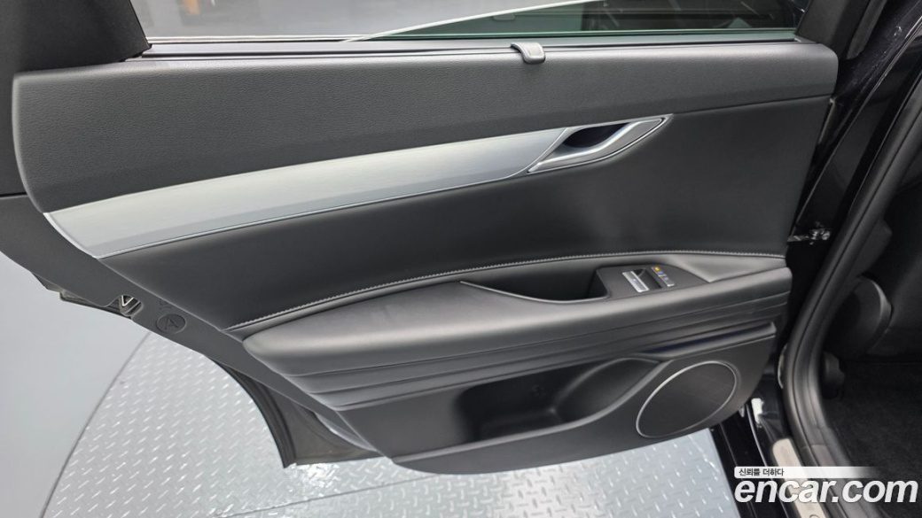 Genesis G80 Gasoline 2.5 Turbo AWD, 2025