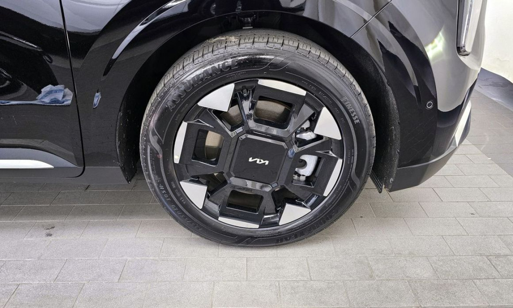 Kia Carnival 9-Seater Noblesse, 2024