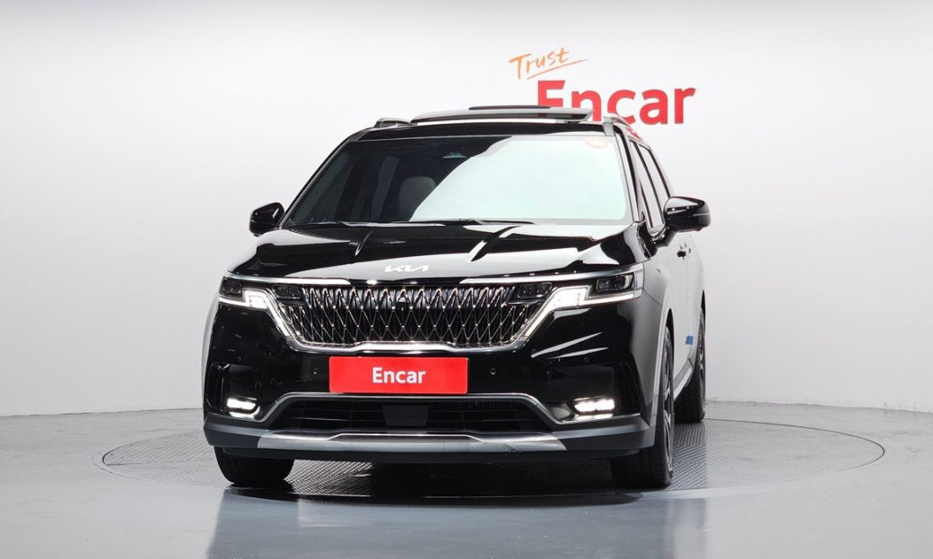 Kia Carnival 9-Seater Signature, 2023