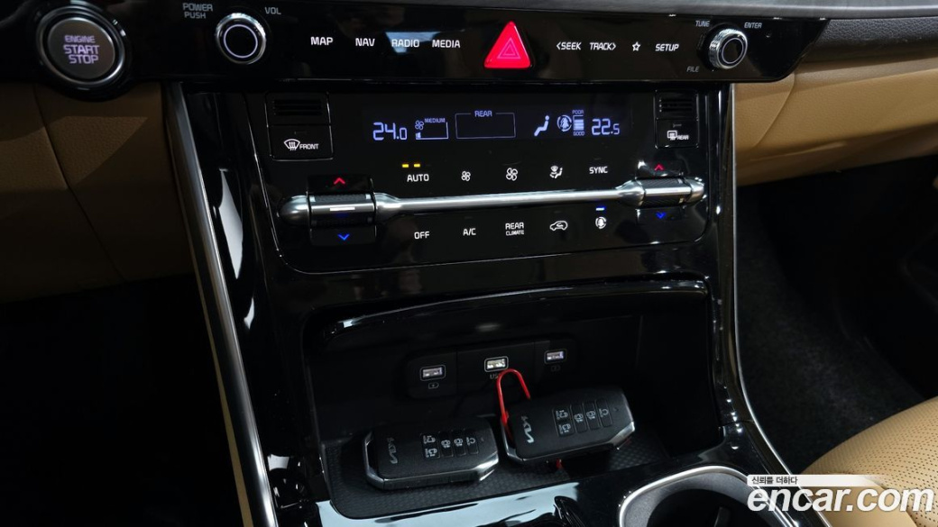 Kia Carnival 9-Seater Signature, 2023