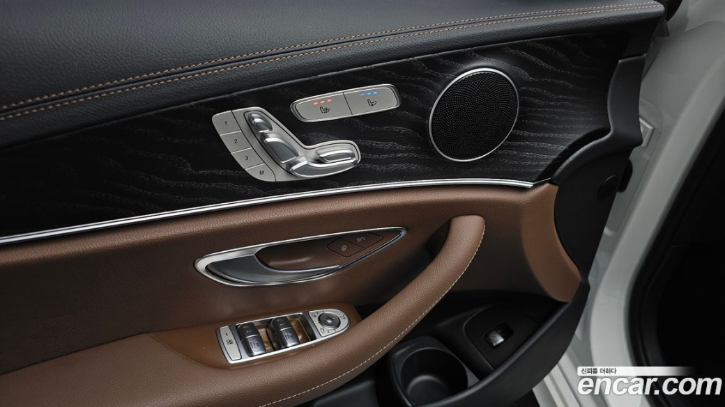 Mercedes-Benz E-Class E250 AMG Line, 2023