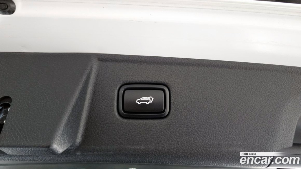 Kia Mohave Diesel 3.0 4WD 7-Seater, 2022