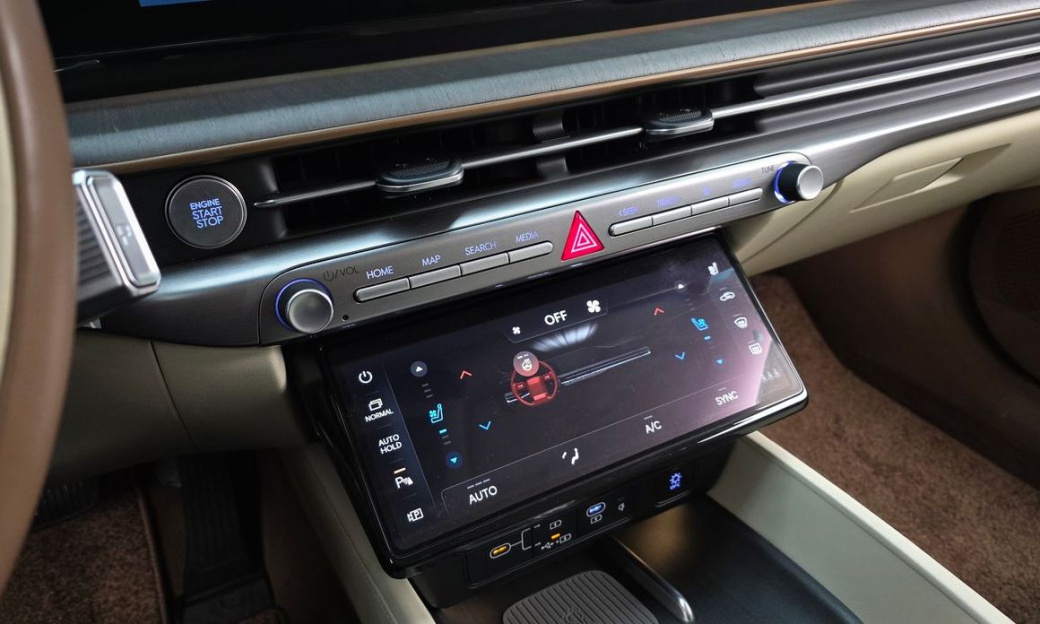 Hyundai Grandeur 2,5 Gasoline 2WD, 2023