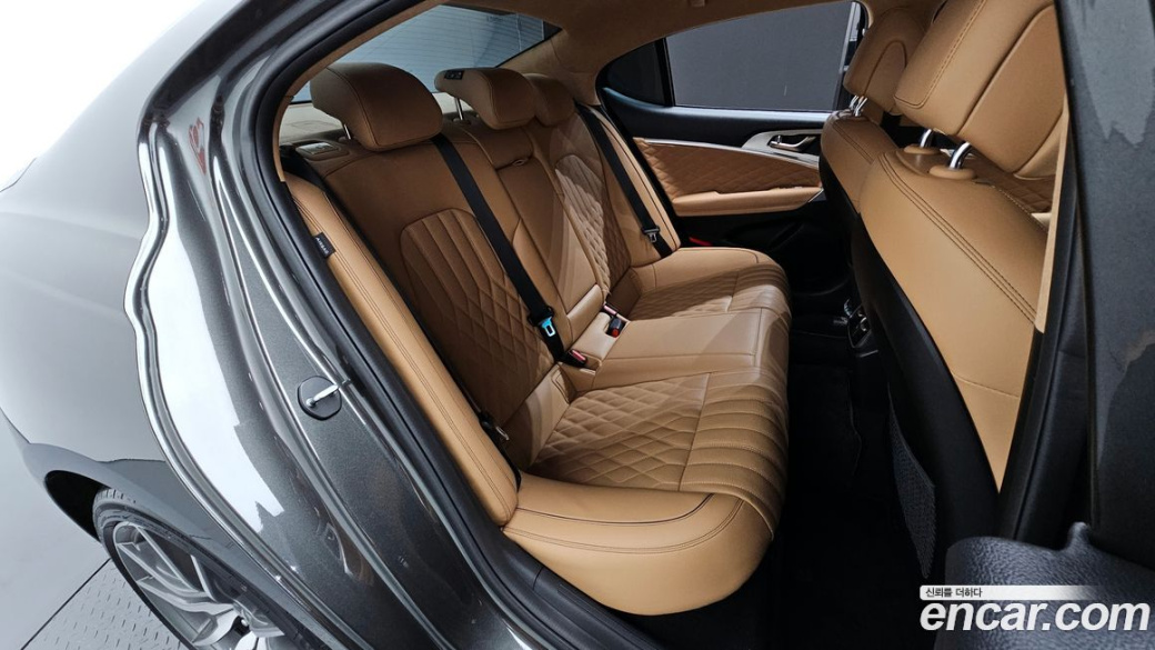Genesis G70 Gasoline 2.0T 2WD, 2023