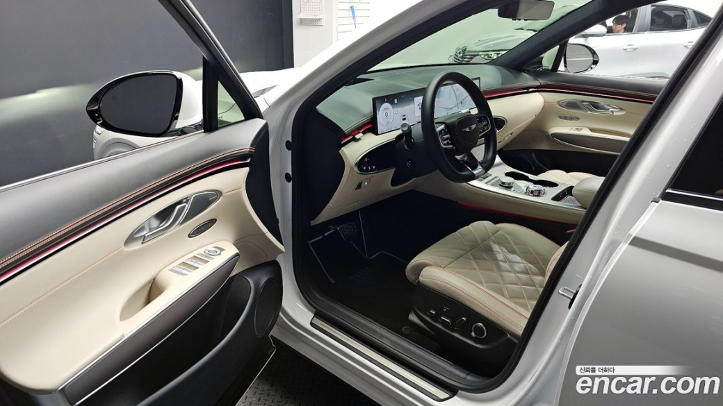 Genesis GV70 2.5T Gasoline AWD, 2025