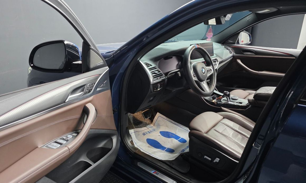 BMW X4 xDrive20i M Sports Pro, 2022