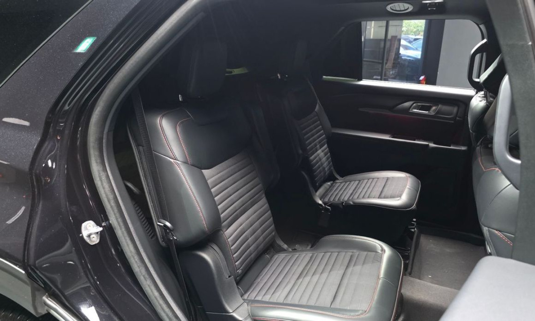 Ford Explorer 2.3 ST-Line 4WD, 2025