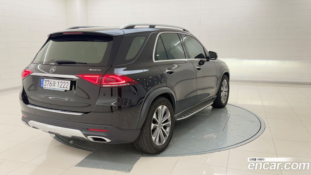 Mercedes-Benz GLE-Class GLE300d 4MATIC, 2023