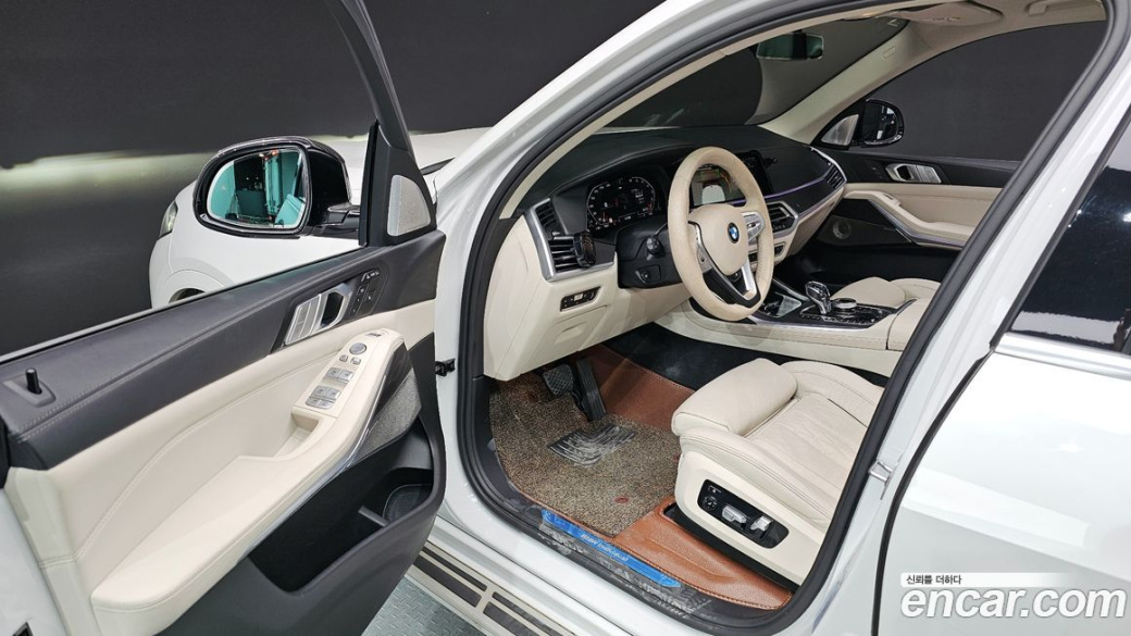BMW X7 xDrive 40i Design Pure Excellence 7-Seater, 2022
