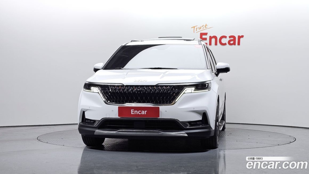 Kia Carnival 7-Seater Signature, 2022