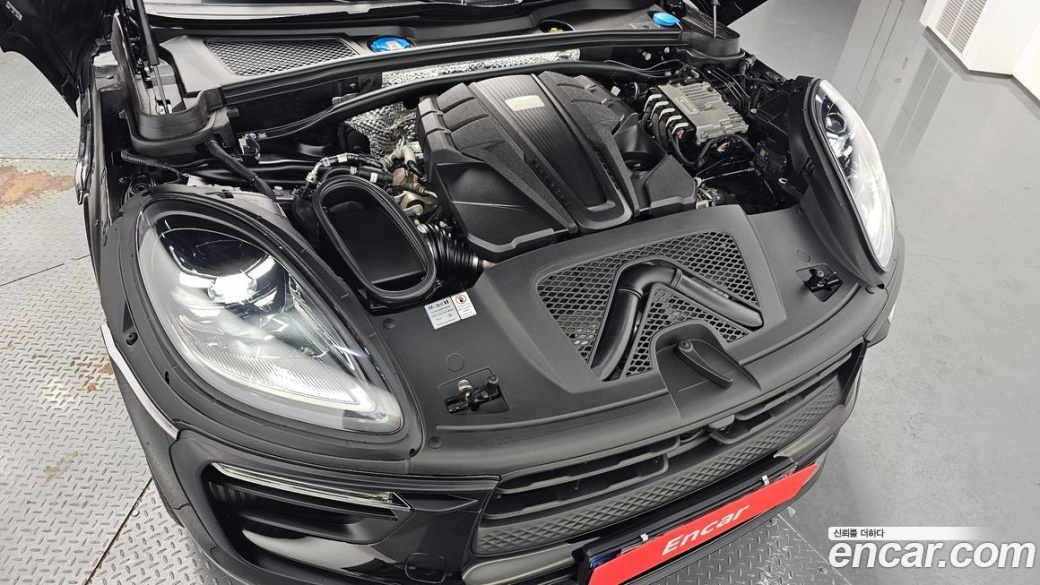 Porsche Macan 2.9 S, 2022