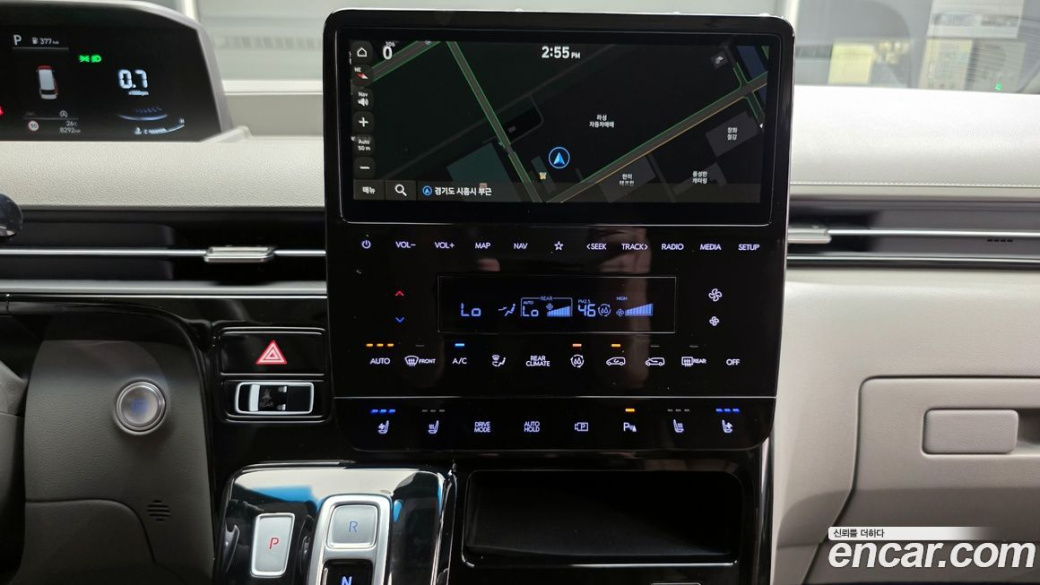 Hyundai Staria 2WD Camping Car, 2024