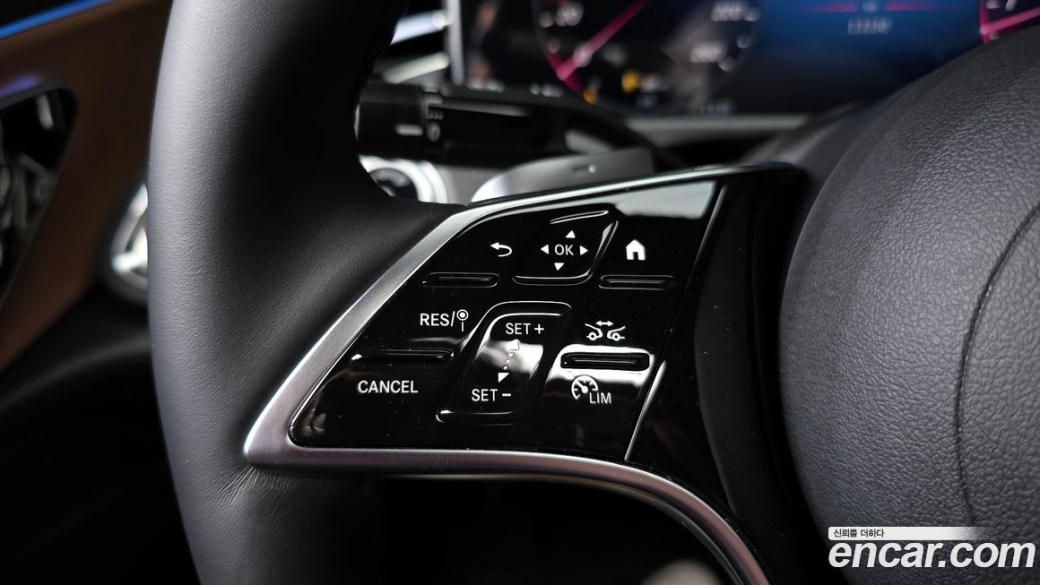 Mercedes-Benz E-Class E200 Avantgarde, 2024