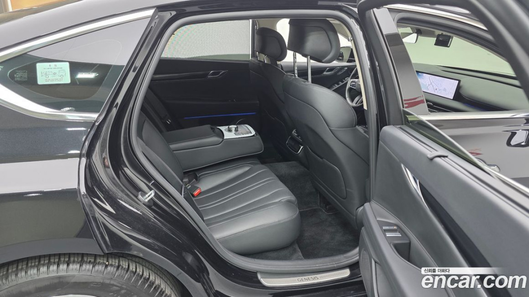 Genesis G80 Gasoline 2.5 Turbo AWD, 2025