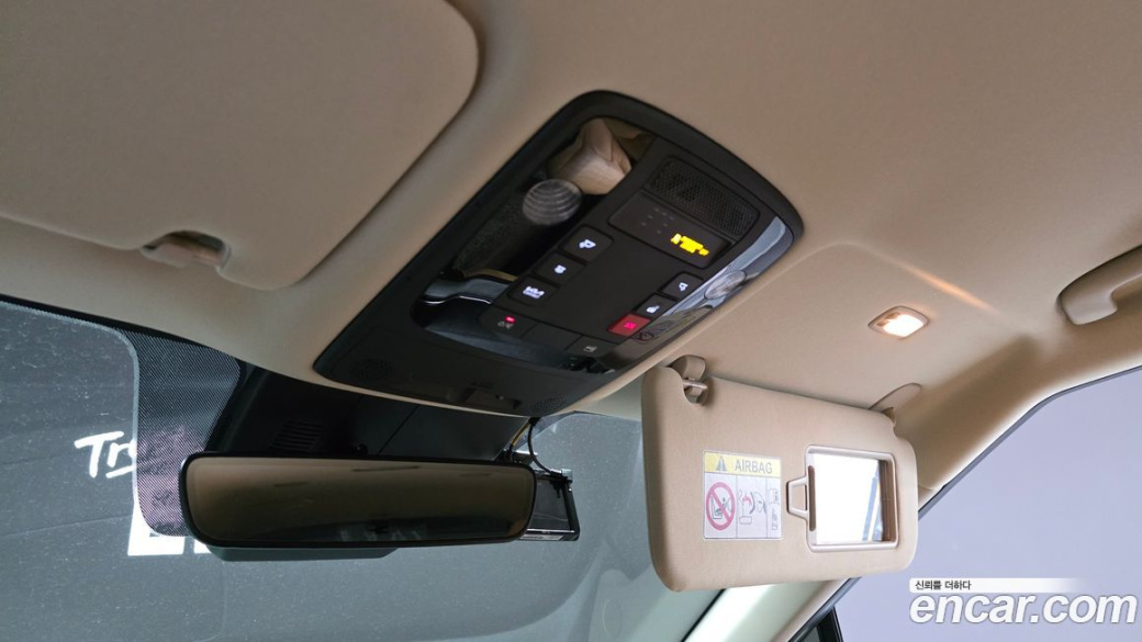 Kia Carnival 9-Seater Signature, 2023
