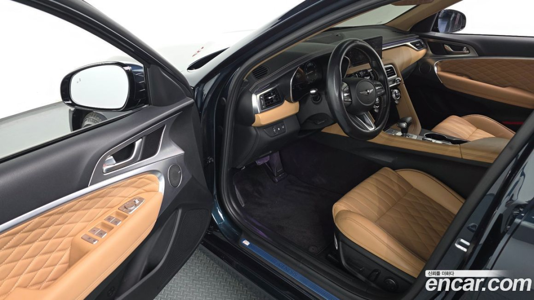 Genesis G70 Gasoline 2.0T 2WD, 2021