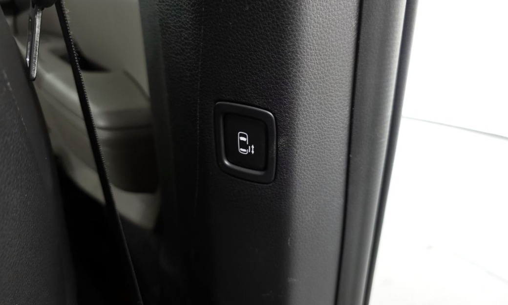 Kia Carnival 9-Seater Noblesse, 2024