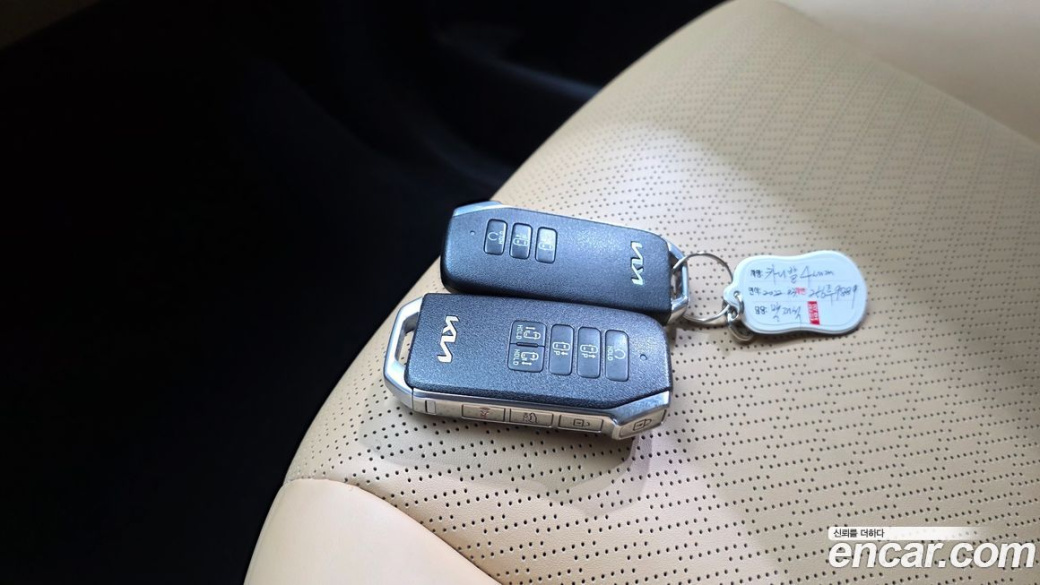 Kia Carnival 9-Seater Signature, 2022
