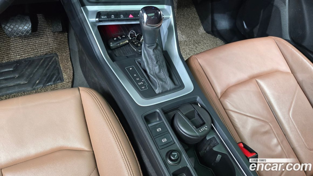 Audi Q3 35 TDI Premium, 2022