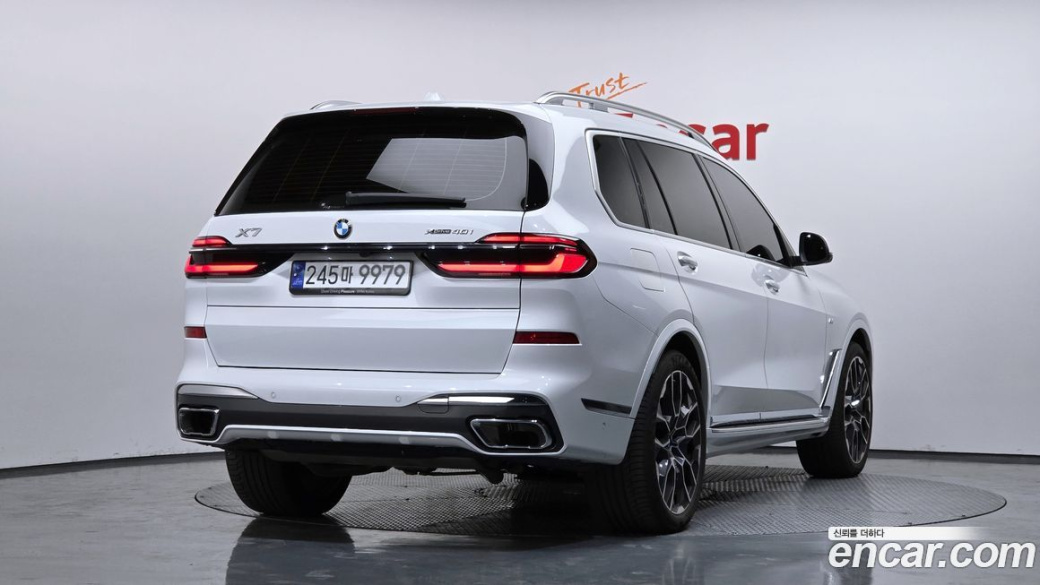 BMW X7 xDrive 40i M Sport 6STR, 2024