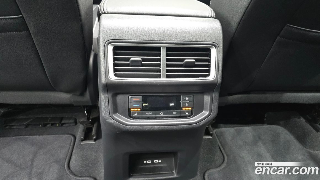Volkswagen Atlas 2.0 TSI R-LINE 6-Seater, 2025