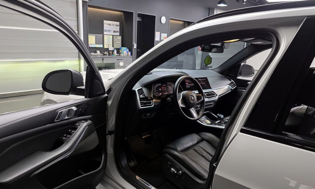 BMW X5 xDrive 40i M Sport, 2023