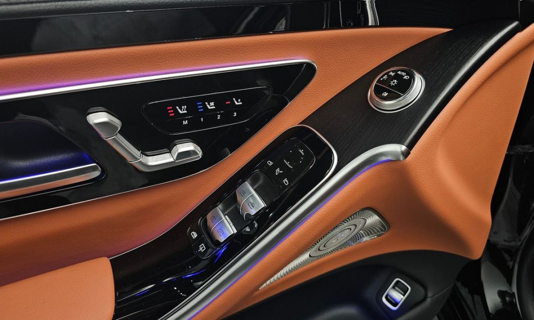 Mercedes-Benz S-Class S350 d 4MATIC, 2025