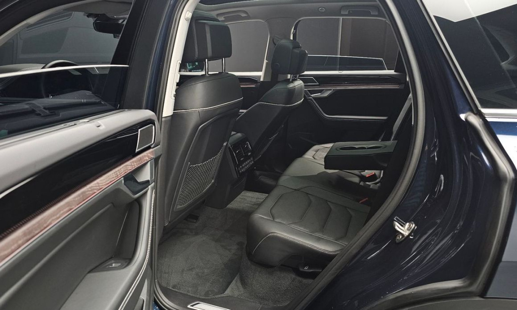 Volkswagen Touareg 3.0 TDI Prestige, 2024