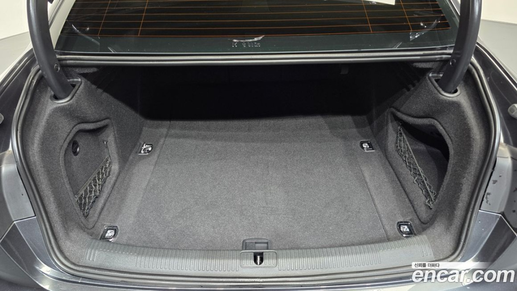 Audi A4 35 TDI Premium, 2022