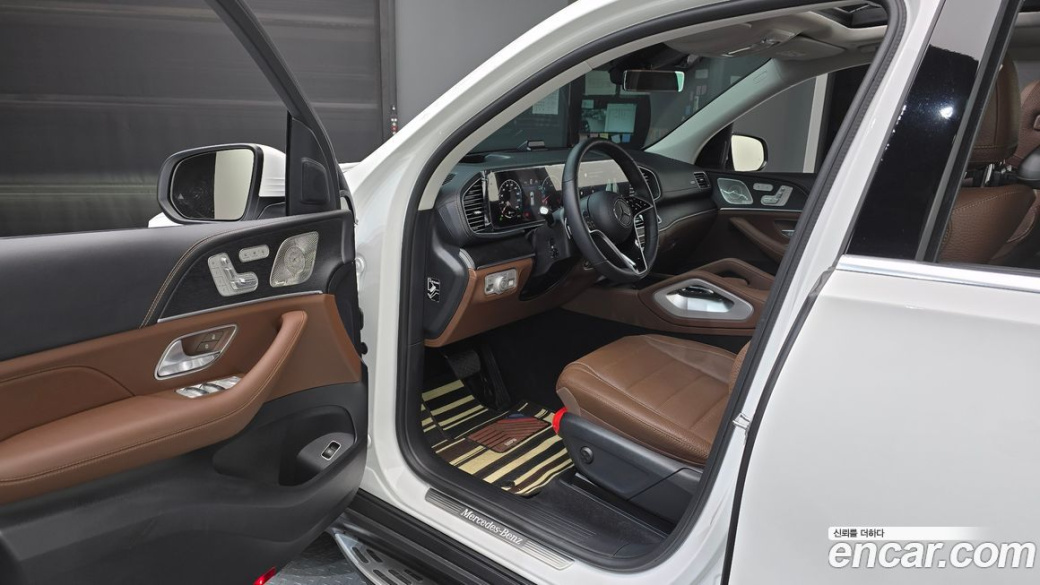 Mercedes-Benz GLE-Class GLE450 4MATIC, 2025