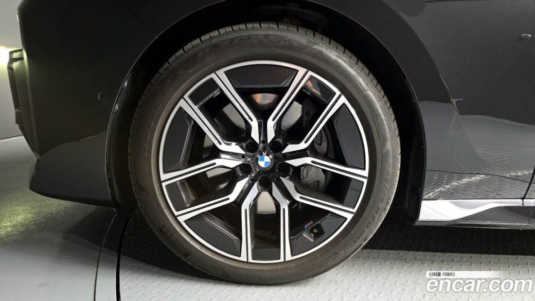 BMW 7-Series 740i sDrive M Sport, 2023