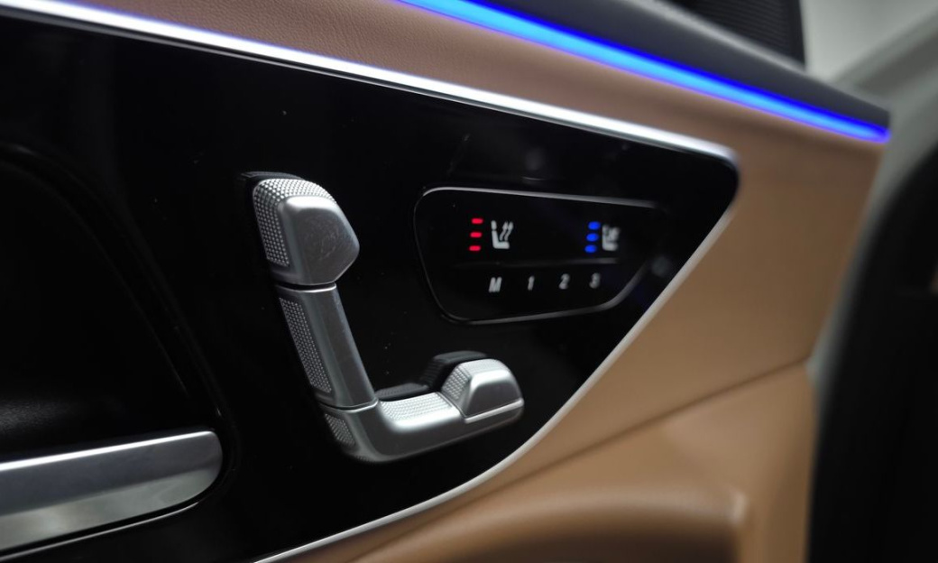 Mercedes-Benz E-Class E450 4MATIC Exclusive, 2024