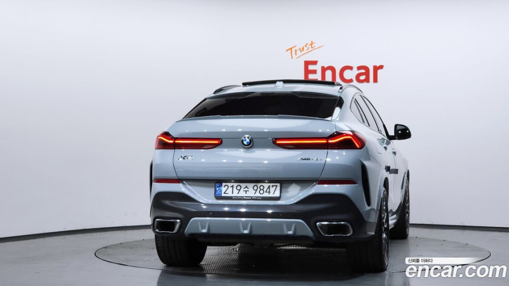 BMW X6 xDrive40i M Sport, 2024