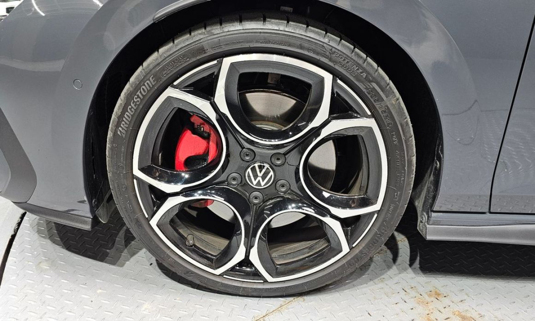 Volkswagen Golf 2.0 GTI, 2025