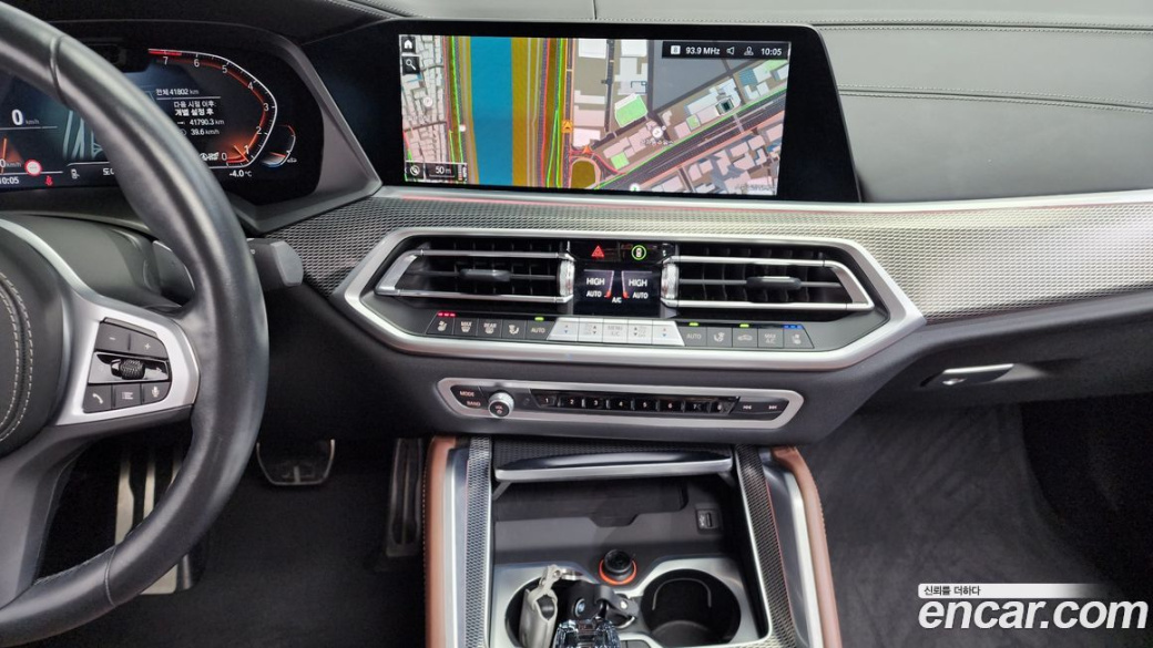 BMW X6 xDrive40i M Sport, 2023