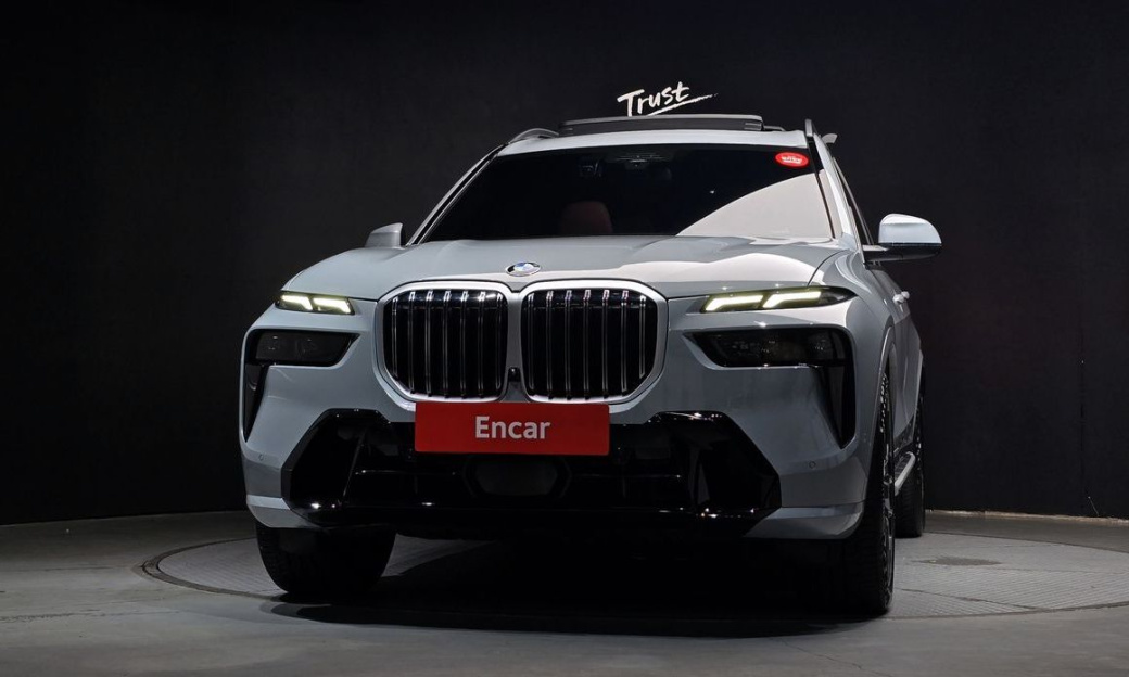 BMW X7 xDrive 40d M Sport 6STR, 2025