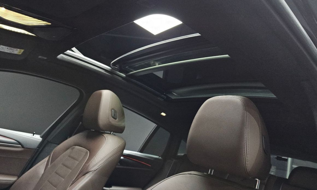 BMW X4 xDrive20i M Sports Pro, 2022